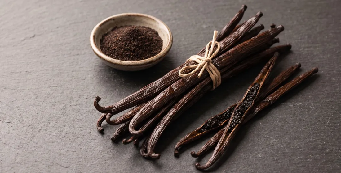 Vanilla Bean vs Powder: Madagascar vs Ceylon for Bakery Buyers
