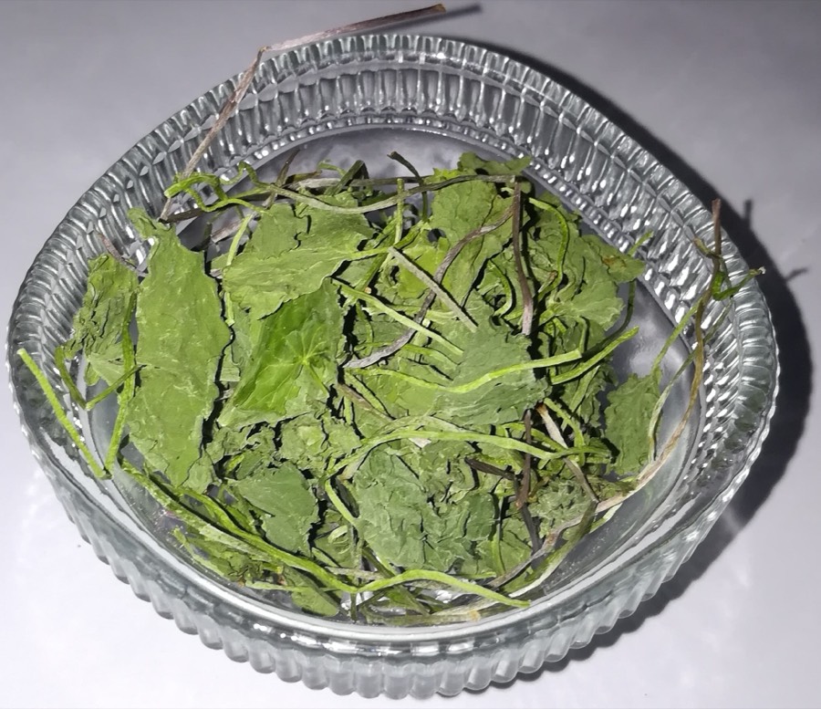 Gotukola Whole